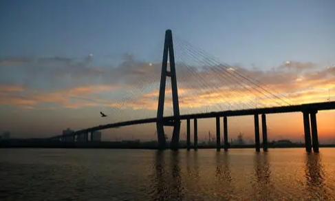 天津海河大橋將開始維修加固 半幅維修半幅通車